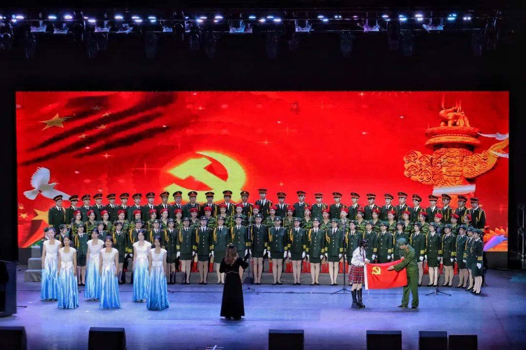 新春慰问送关怀 用心用情解民忧